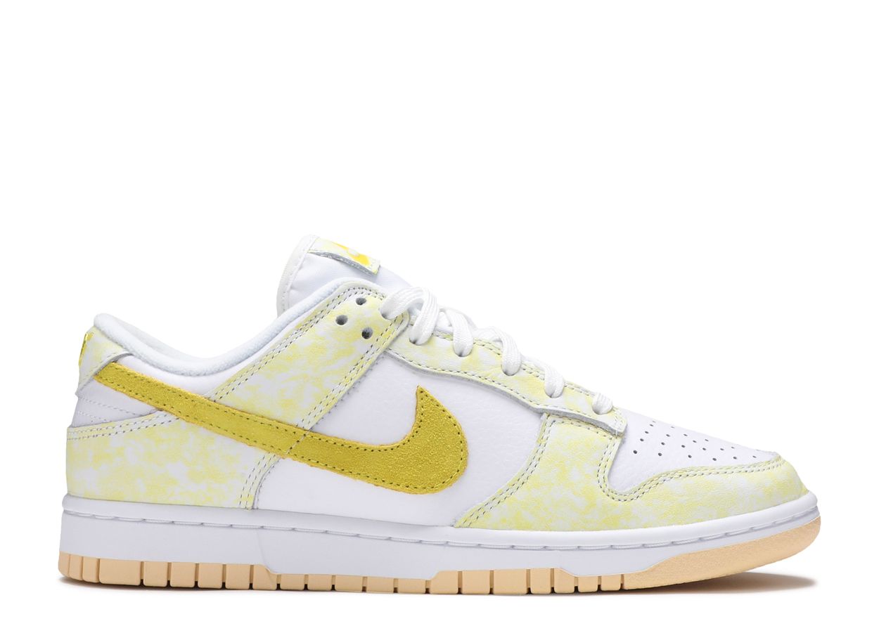 WMNS DUNK LOW OG 'YELLOW STRIKE'