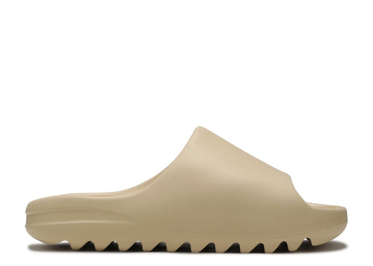 YEEZY SLIDES 'DESERT SAND'