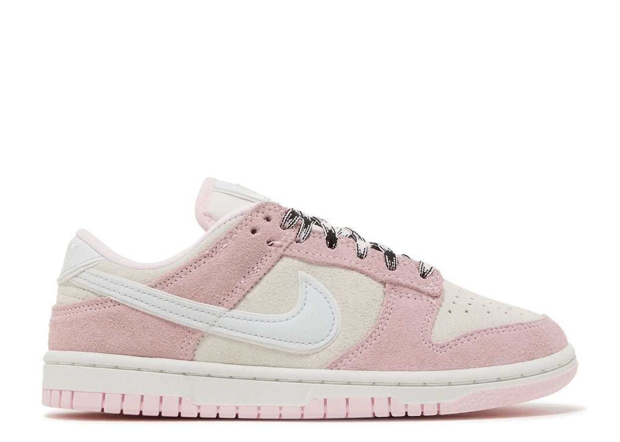 WMNS DUNK LOW LX 'PINK FOAM'