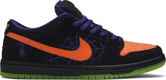 DUNK LOW SB 'NIGHT OF MISCHIEF'