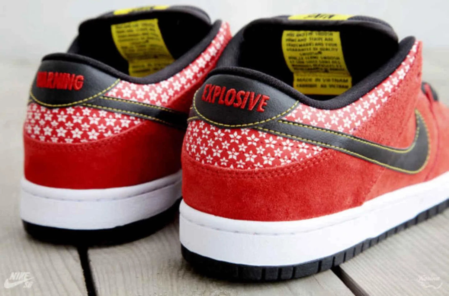 DUNK LOW PREMIUM SB 'FIRECRACKER'