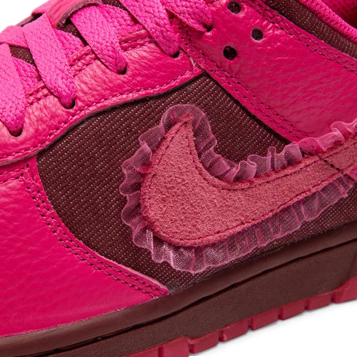 WMNS DUNK LOW 'VALENTINE'S DAY'